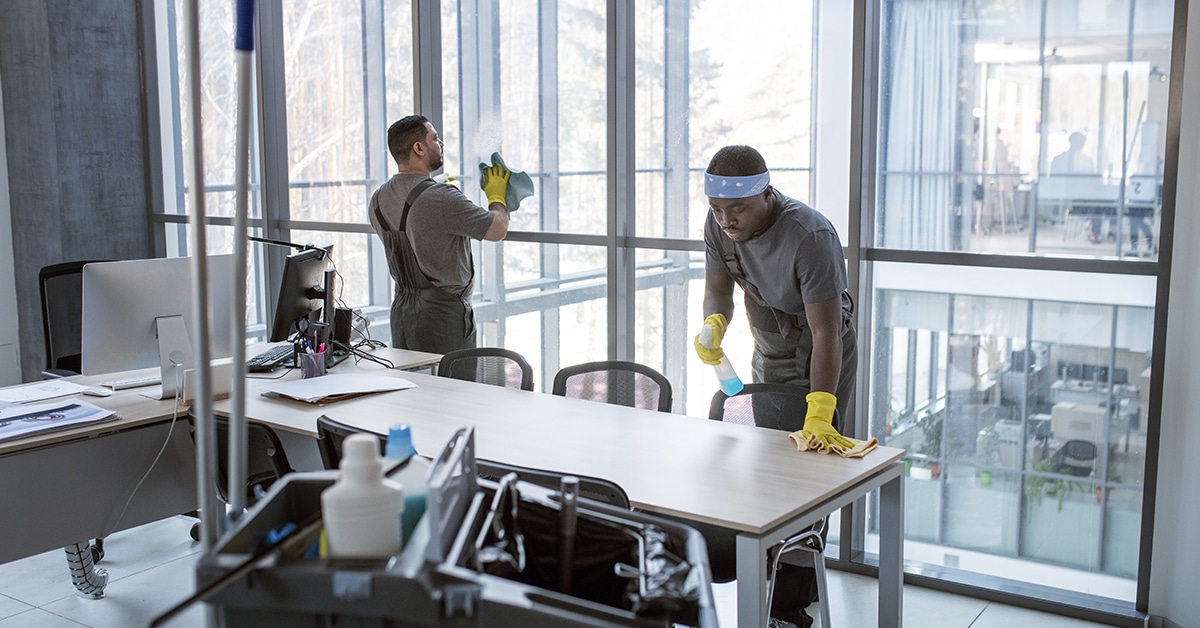 Trabajo en Limpieza de Oficinas y Edificios